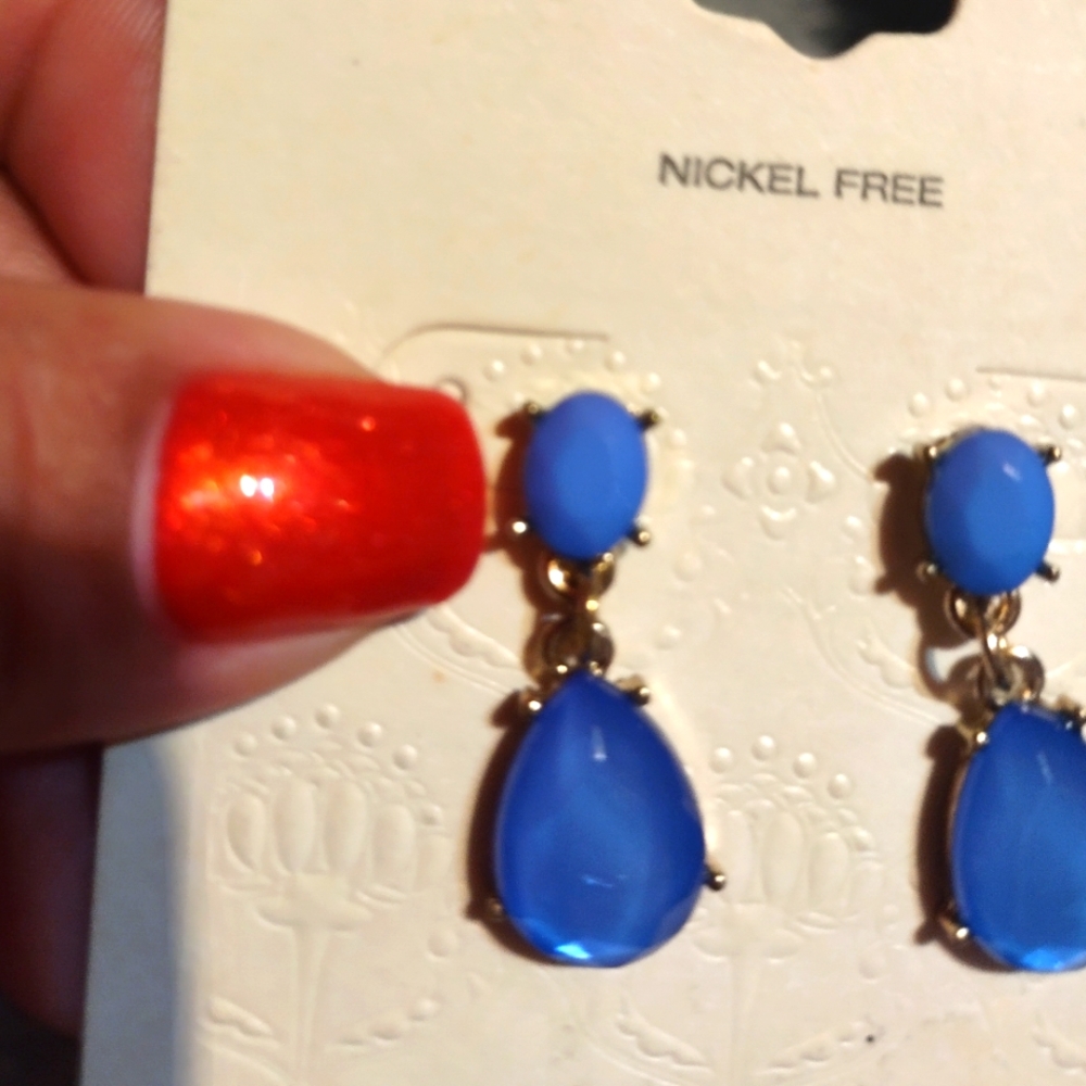Drop 💧 earrings